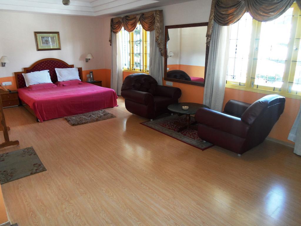 Hotel Grand Palace Kodaikanal Phòng bức ảnh